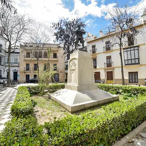  Appartement Peace, Pool & Parking At Centre